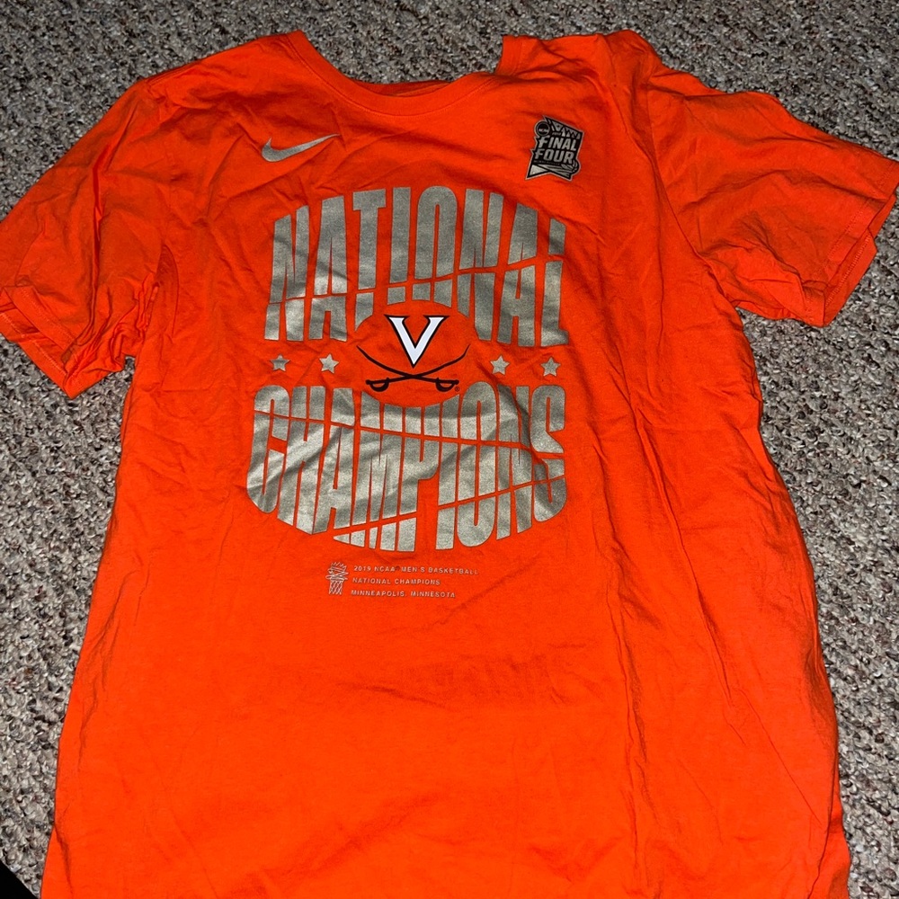 NIKE NCAA VIRGINIA NATIONAL CHAMPS SHIRT, worn once, great condition, size XL,